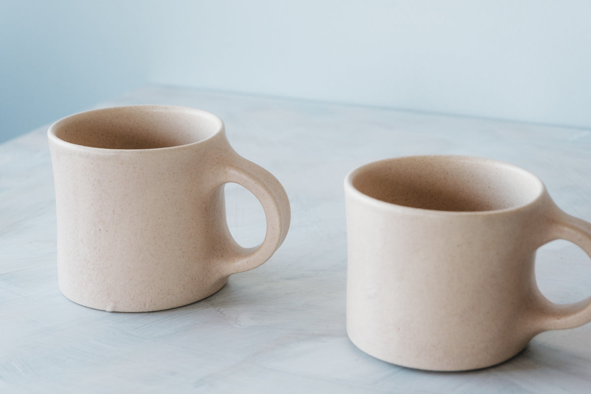 mug white beige