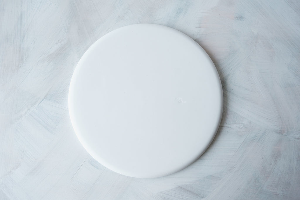 S&B Flat Plate 220 Plain White / Yellow