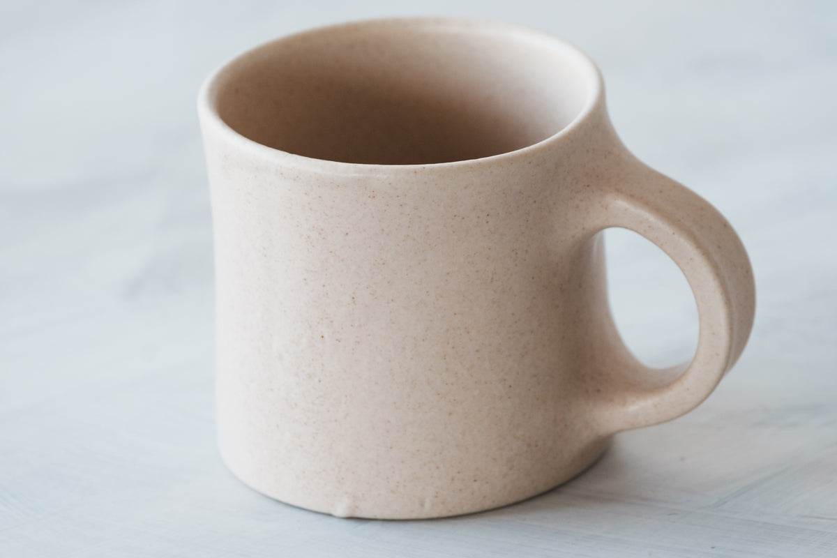 mug white beige