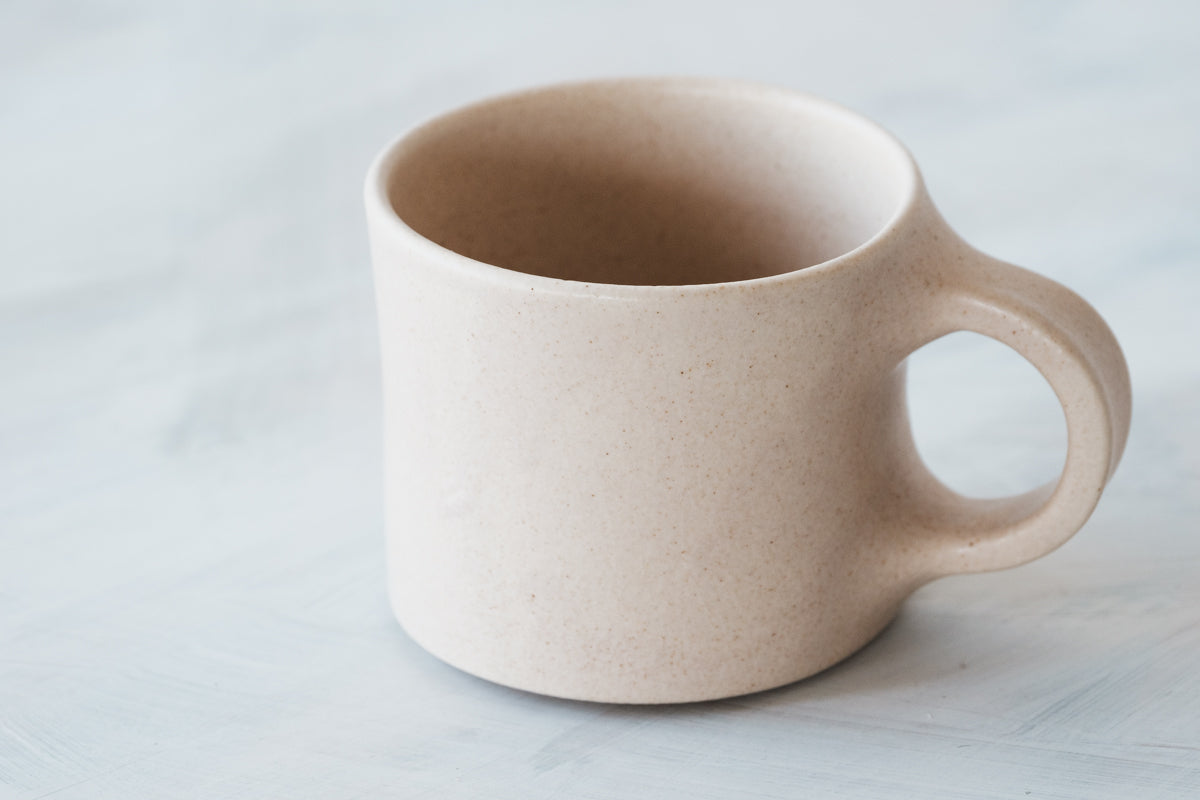 mug white beige