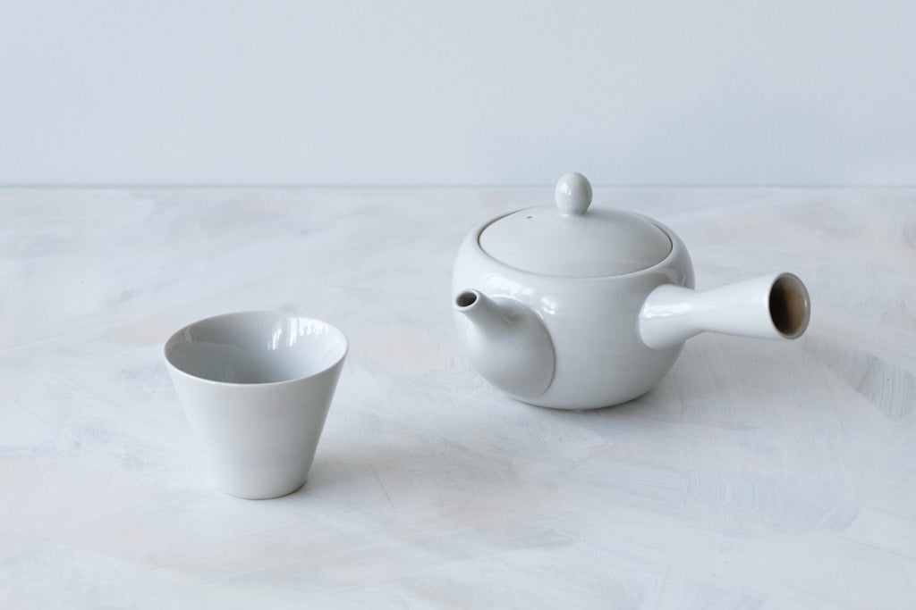 杏 急須 (底網)