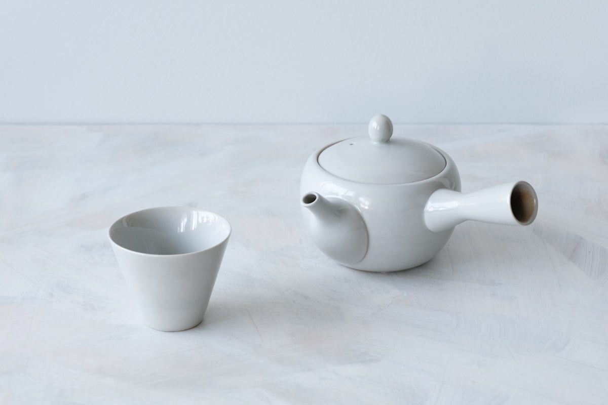 杏 急須 (底網)