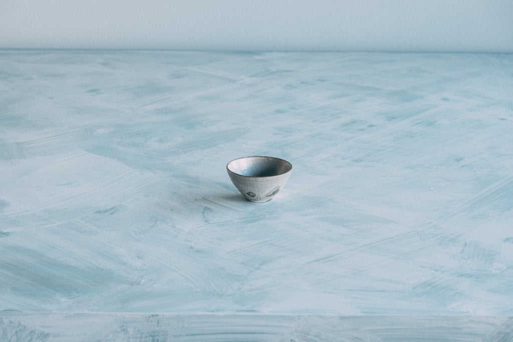 ぐい呑み（塩窯焼成）Sake cup