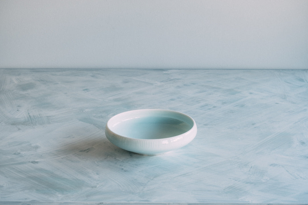 しのぎライトブルー盛鉢 8" Shinogi Bebe's blue Serving Bowl