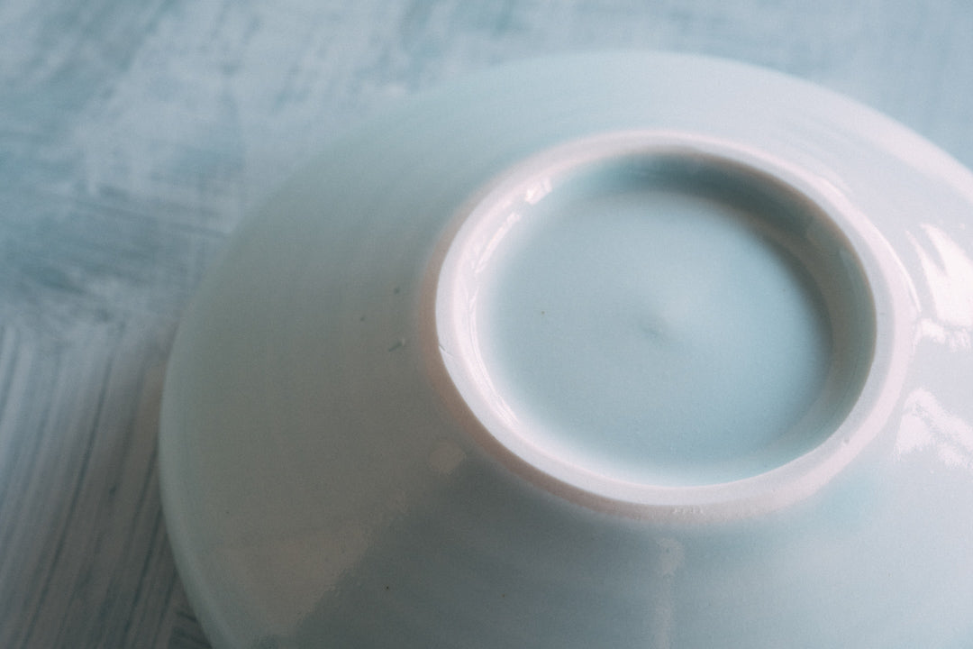 しのぎライトブルー盛鉢 8" Shinogi Bebe's blue Serving Bowl