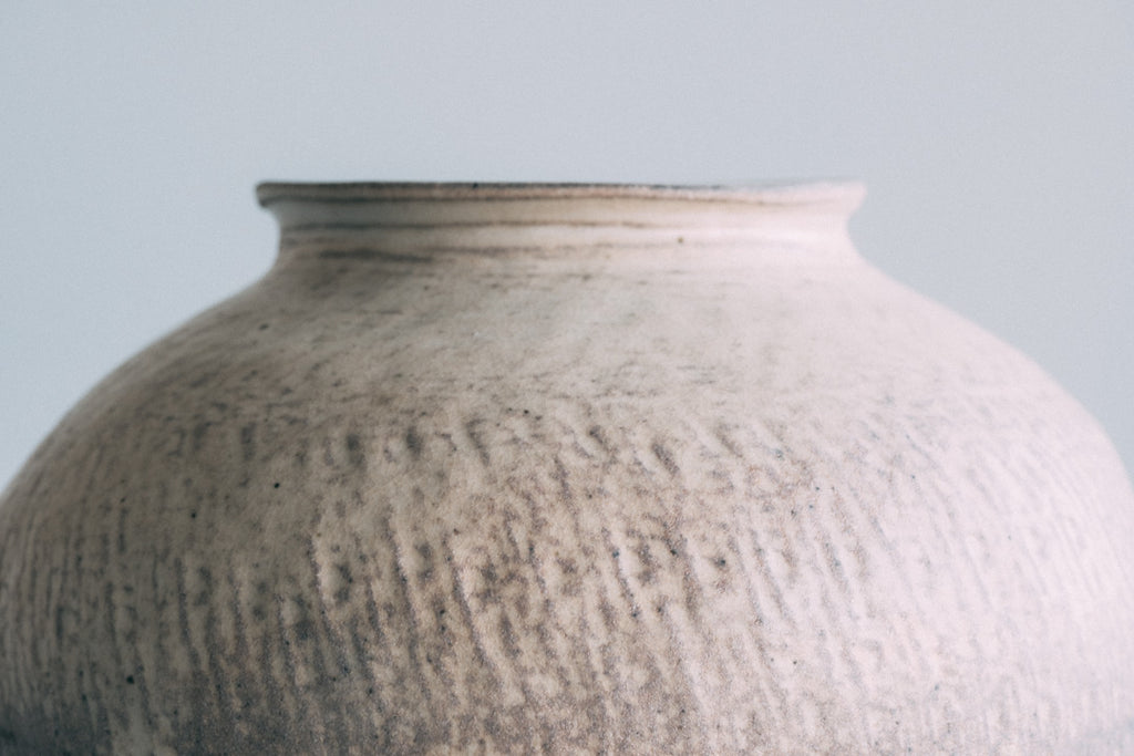 たたき壺（塩窯焼成） Tataki Jar