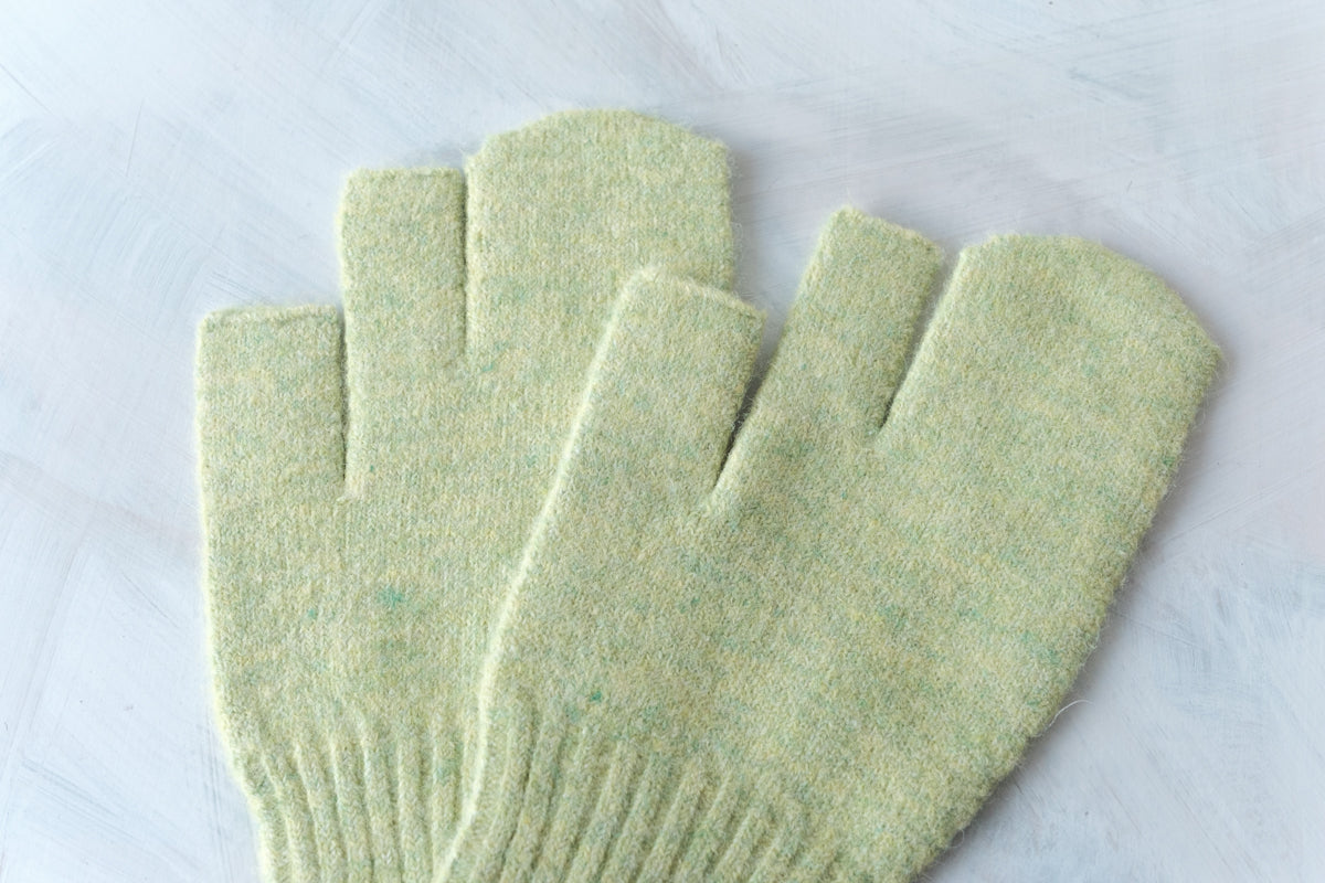 ODD MITTEN