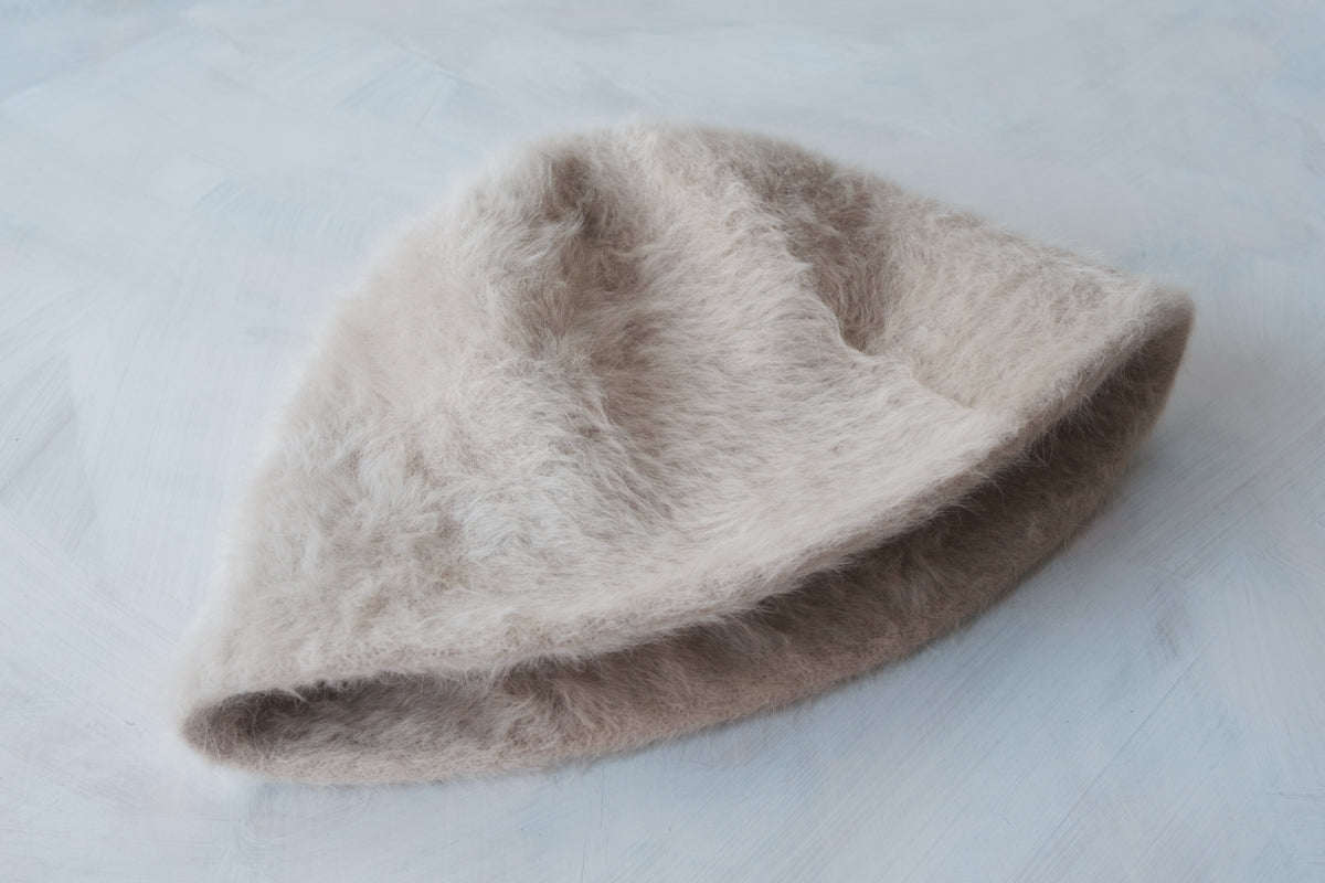 ANGORA BELL HAT
