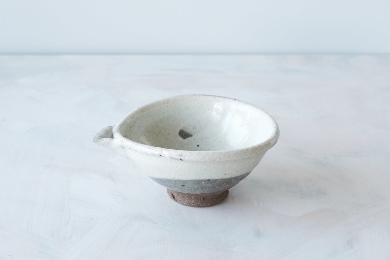 粉引　片口（灯油）