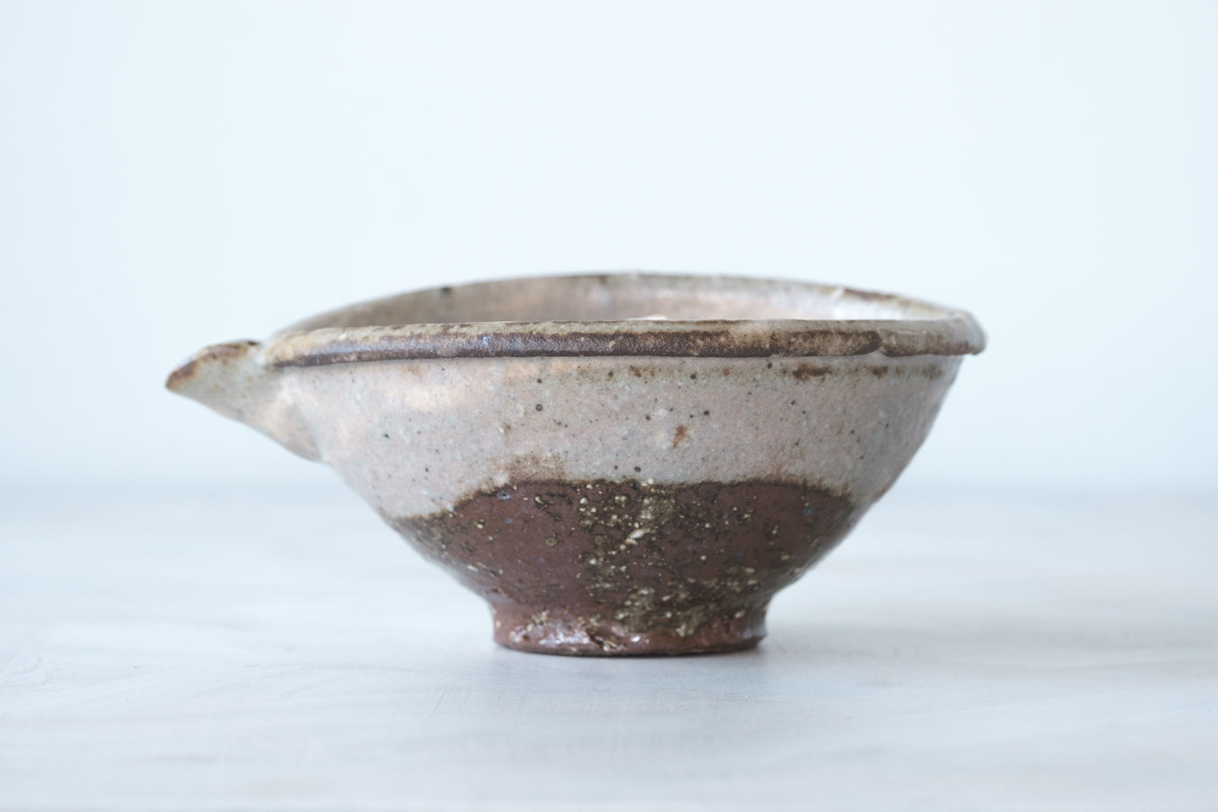 粉引　片口（登窯）
